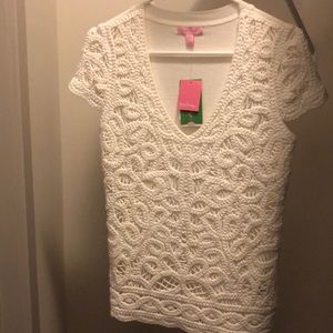 White Lilly Pulitzer Short Sleeve Shirt Sz. Small